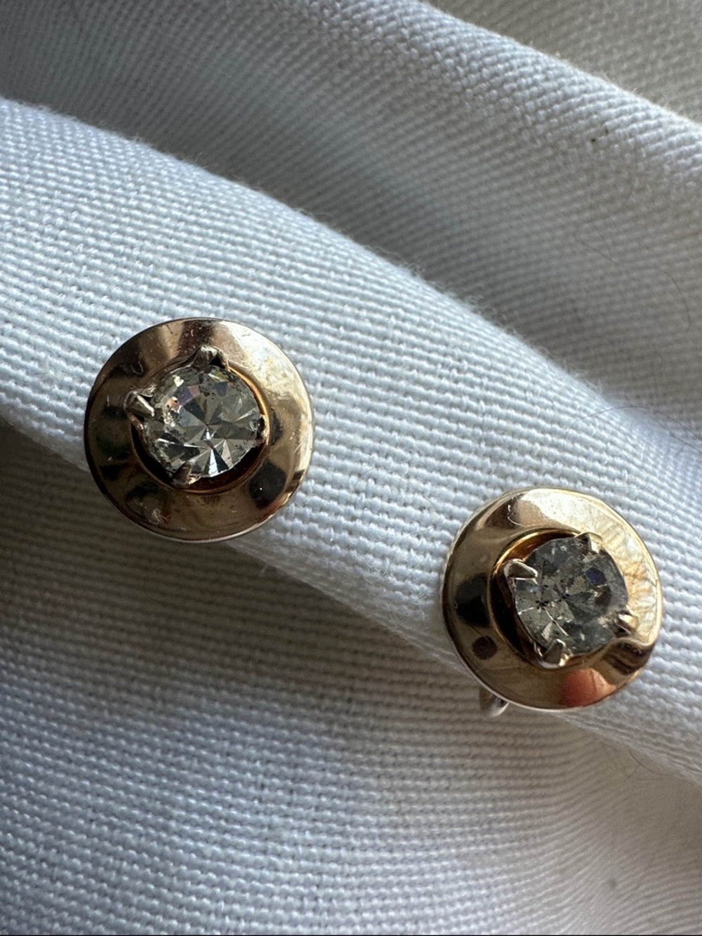 Vintage Gold-Tone Crystal Mini Screw-back Clip on Earrings - Women Jewelry